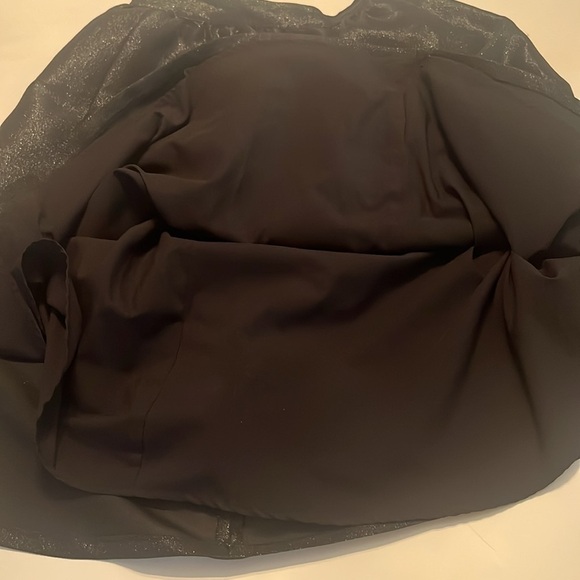CeCe Black Metallic Shimmer Lurex Flare Skirt Size 0 - Picture 5 of 10